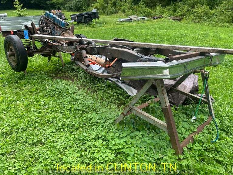 1966 FORD BRONCO FRAME WITH INLINE 6CYLINDER MOTOR-UNKNOWN OPERATION OF MOTOR
