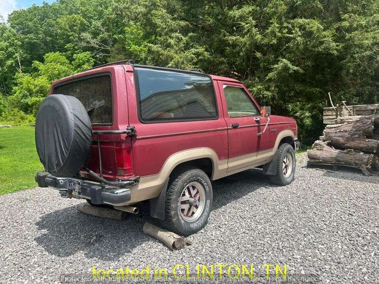 1990  FORD  Bronco II-NON RUNNER