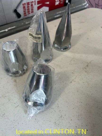 LUG NUT COVERS