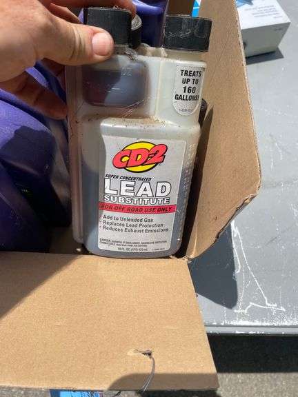 (6) ROYAL PURPLE BREAK IN OIL & (4) LEAD SUBSTITUTE GAS ADDITIVE
