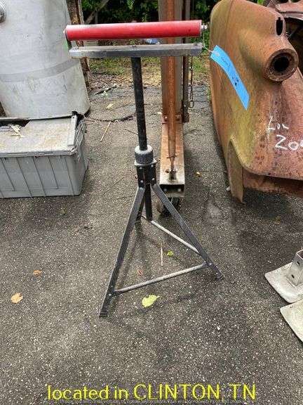 SAW ROLER STAND