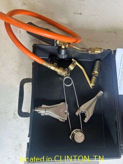 PROPANE TORCH WITH BURNERS MODEL 91899