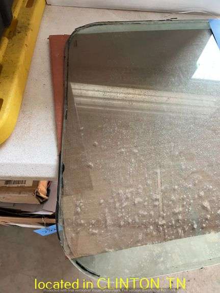 DOOR GLASS