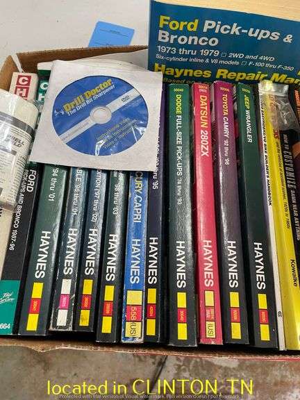 ASSORTED MANUAL/MAGAZINES/ IN COLEMAN COOLER