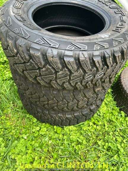 (4) ACCEIERA MT01 LT235/75-R15 USED TIRES