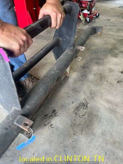 6' METAL BUMPER