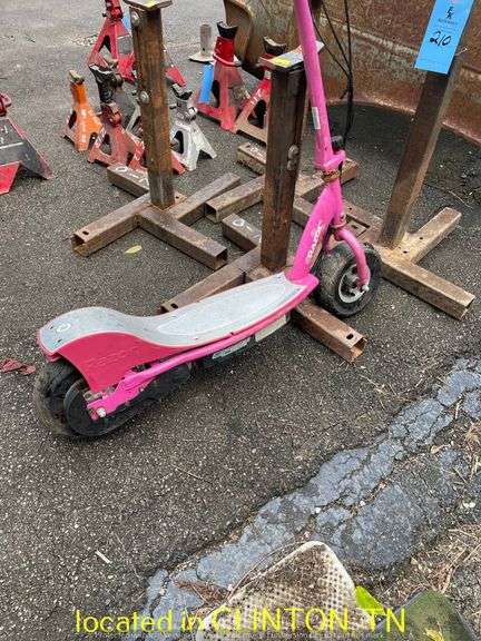 BATTERY POWERED SCOOTER-UNTESTED, OPERATIONUNKNOWN