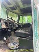 1975 PETERBILT 359-NON RUNNER