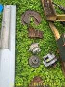 (2) VAVLE COVERS POWERED BY FORD/SHOCKS