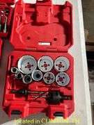 ASSORTED TAP AN DIE
