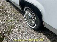 1989  FORD  Crown Victoria-NON RUNNER