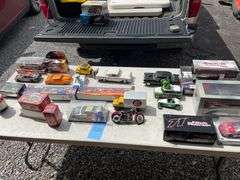 DIECAST CARS/NASCAR/SEMIS