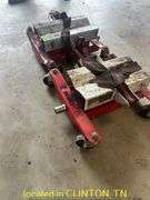 (2) PITTSBURGH 450LB LOW LIFT TRANSMISSION JACK