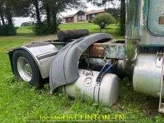 1975 PETERBILT 359-NON RUNNER