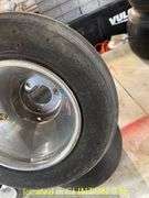 (QTY4) SLICKS
