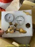(2) UNUSED AR/CO2 REGULATORS