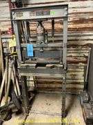CENTRAL MACHINERY 20TON SHOP PRESS