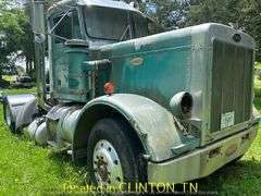 1975 PETERBILT 359-NON RUNNER