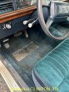 1989  FORD  Crown Victoria-NON RUNNER