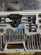 TAP & DIE SET IN CASE