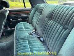 1989  FORD  Crown Victoria-NON RUNNER