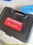 MADDOX SUPERIOR AUTOMOTIVE ENGINE AND TRANSMISSION OIL PRESSURE KIT-APPEARS TO BE UNUSED