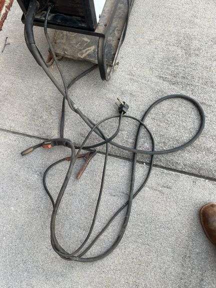 HOBART HANDLER 150 MiG WELDER