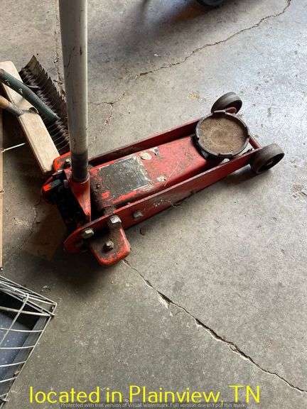 FLOOR JACK