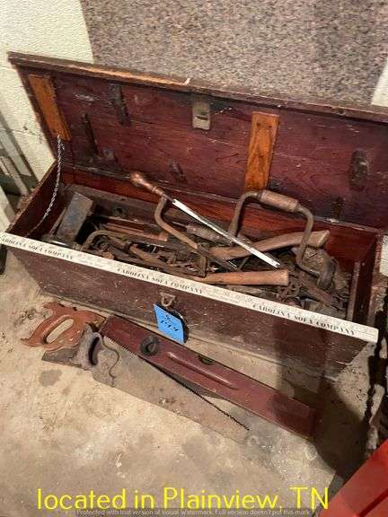 WOOD TOOL BOX WITH ASST TOOLS