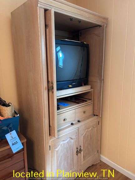36X76X31 TV CONSOLE/MEDIA CABINET