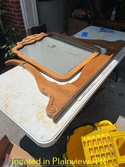 WASH STAND MIRROR 27X34 & FRAME 52X31