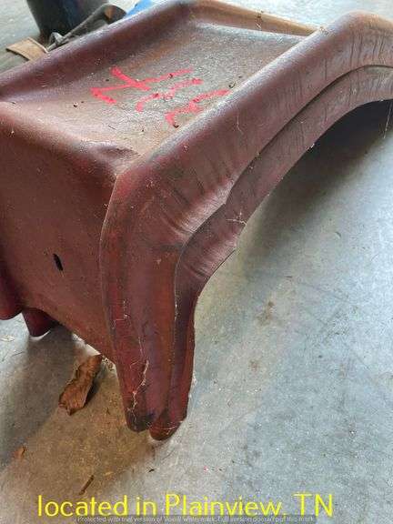 QTY (2) METAL CAR RAMPS