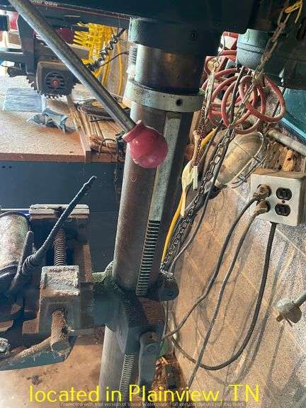 SEARS CRAFTSMAN 15" 12 SPEED 1/5HP DRILL PRESS
