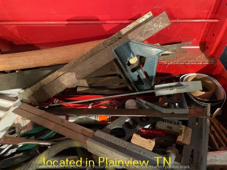 CRAFTSMAN DOUBLE STACK TOOLBOX WITH MISC FASTENERS