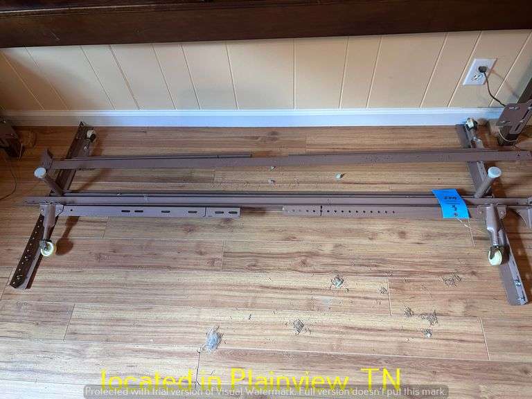 79X37 HEADBOARD AND FRAME