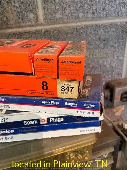 QTY (5) PLASTIC BOLT BINS WITH CONTENTSBUSS FUSES CABINET