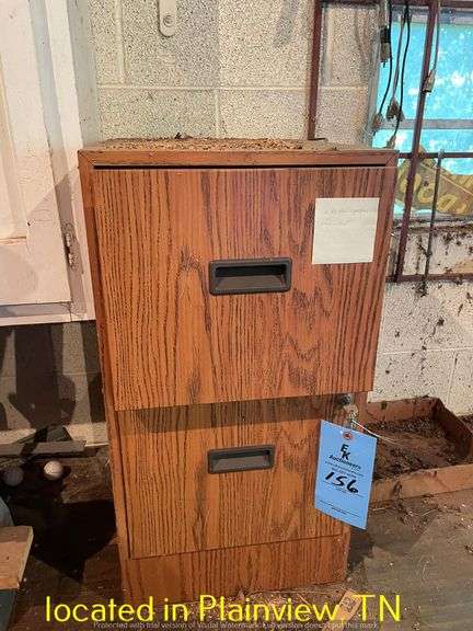 2DRAWER 28" METAL FILING CABINET WITH KEY AND ASST PLASTIC FUNNELS