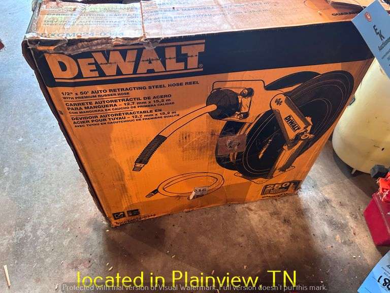 NEVER INSTALLED DEWALT 1/2"X50' AUTO RETRACTING STEEL HOSE REEL