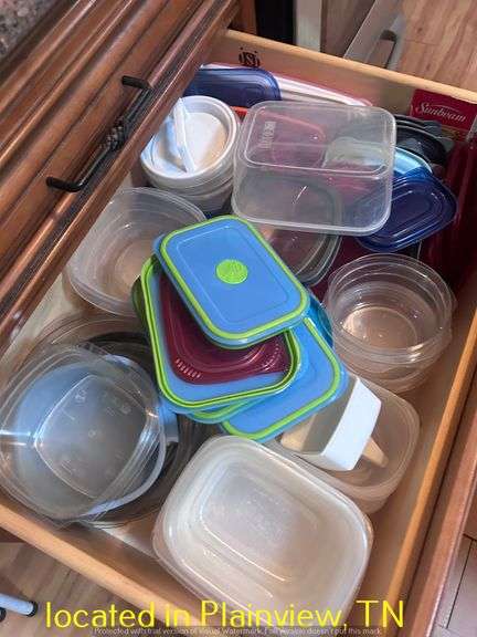 TUPPERWARE