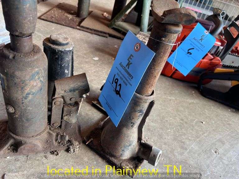 CAR JACKS