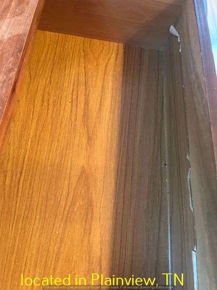 DRESSER 59.5X18.5X31 WITH MIRROR 30.5X46.5