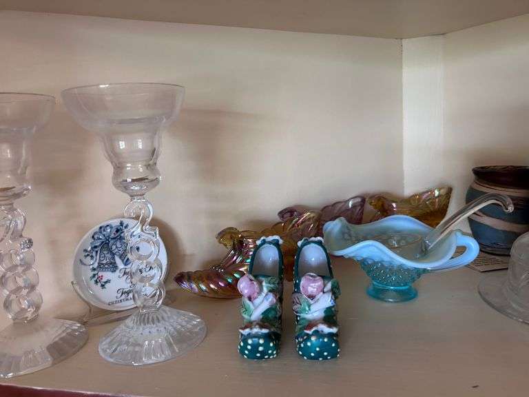 /BOOKS/MAGAZINE HOLDERS/WOODEN BOWLASST KNICK KNACKS