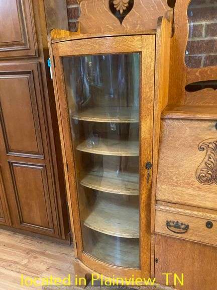 28X14X68 SIDE BY SIDE SECRETARY DESK WITH KEY