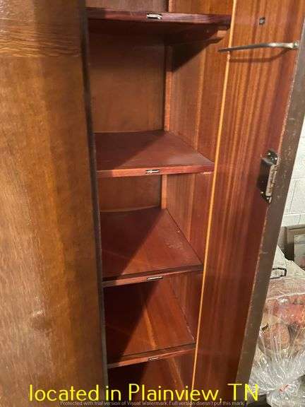 48X73X22 ARMOIRE WITH KEY