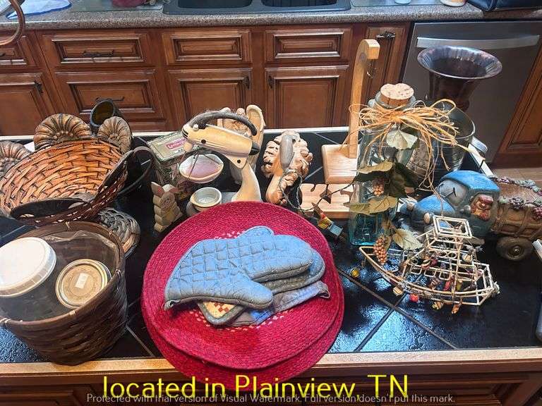 ASST TRINKETS
