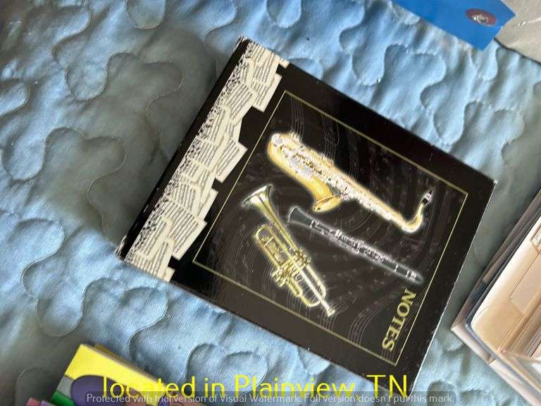 ASST GREETING CARDS AND ENVELOPES