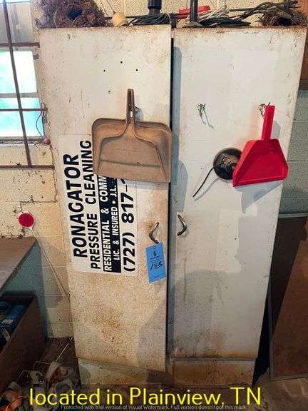 WHITE METAL CABINET WITH CONTENTS OF MISC CB RADIOS & ANTENNA