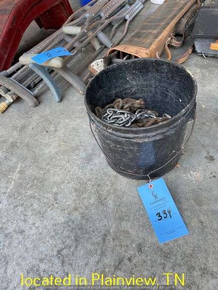 BUCKET OF VARIOUS LENGTH CHAINS