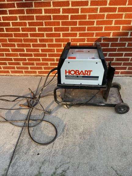 HOBART HANDLER 150 MiG WELDER