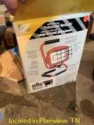 ELECTRIC SHOP LIGHT-UNTESTED